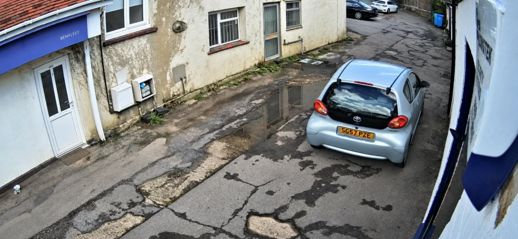 P24 - Side access to car park.png