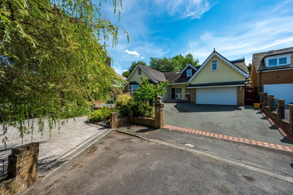 Main image of property: Garstang Road East, Poulton-Le-Fylde, FY6