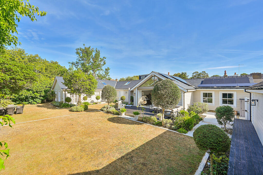 Main image of property: Hampton Road, Twickenham, TW2