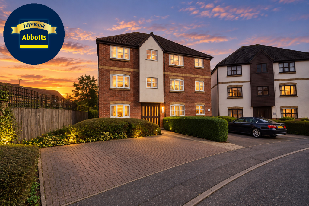 Main image of property: Mead Path, Moulsham - CM2