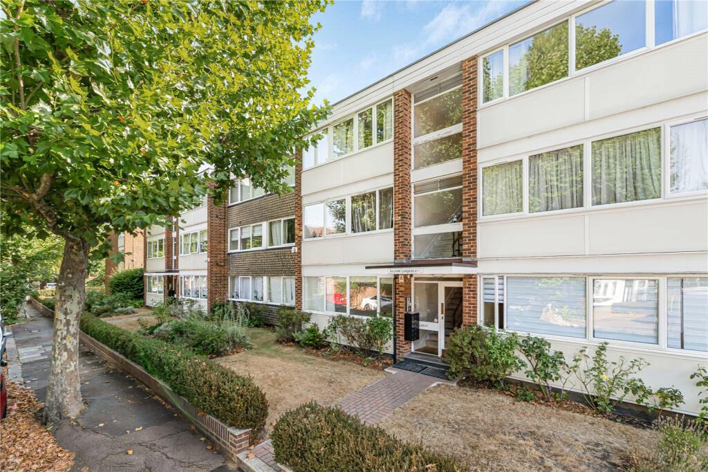 Main image of property: Salisbury Avenue, London, N3