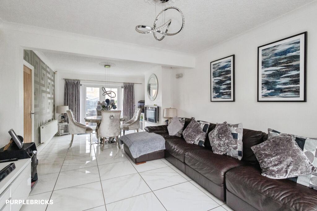 Main image of property: Broadway, Oldham, OL9
