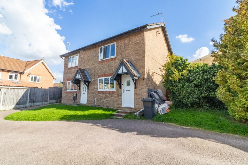 Main image of property: Hollowtree Road, Hamilton, LE5