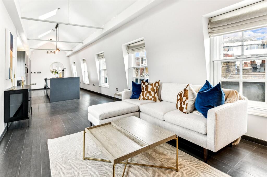 Main image of property: Garrick Street, Covent Garden, WC2E