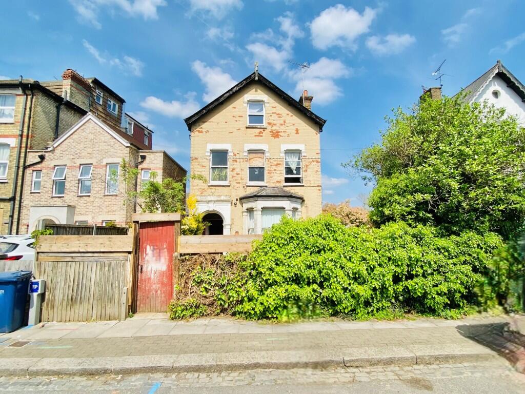 Main image of property: Leicester Road, New Barnet, EN5