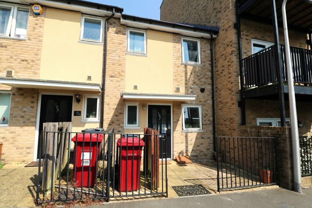 Main image of property: Tay Road, Reading