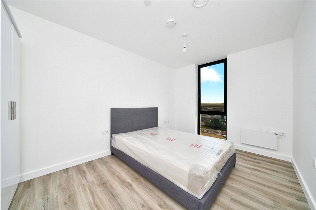 Main image of property: Viva Court, Kimpton Road, Luton, LU2