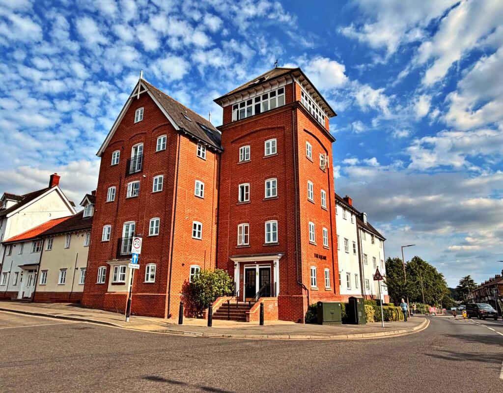 Main image of property: The Square, Hart Street, Brentwood, Essex