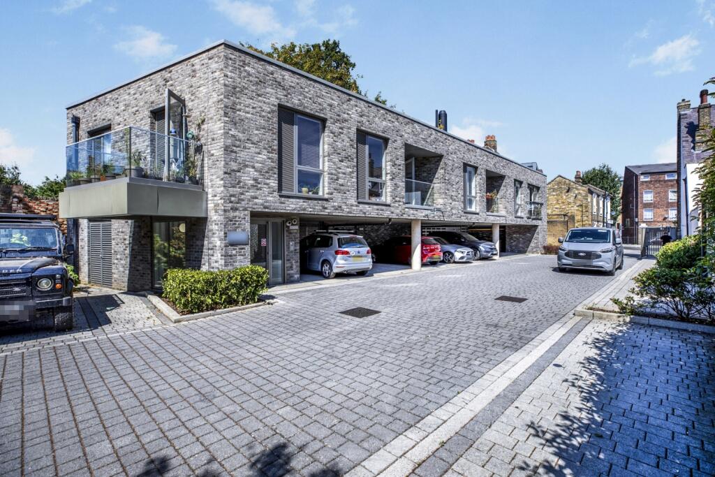 Main image of property: Woods Road London SE15