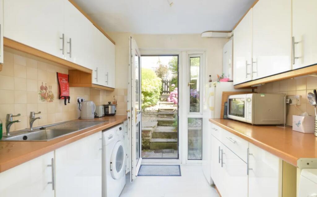 Main image of property: Green Dell, Canterbury