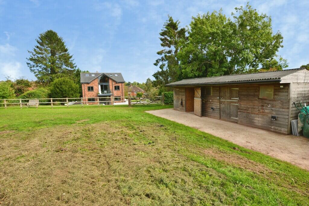 Main image of property: Extended and Modernised Detached Home With Land, Chapel Lane, Epperstone, Nottingham