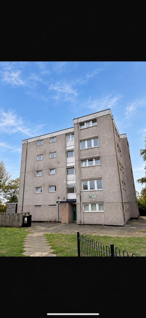 Main image of property: Summit Way, Southampton, SO18