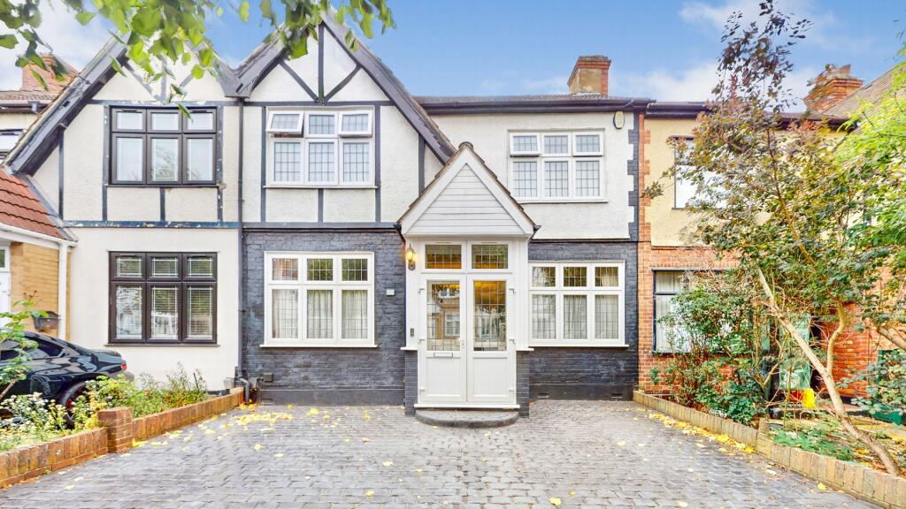 Main image of property: Derwent Gardens, Ilford, IG4