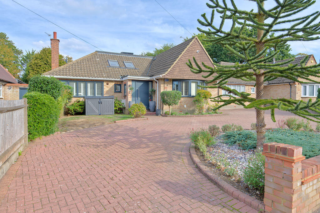 Main image of property: Kings Road, Barnet