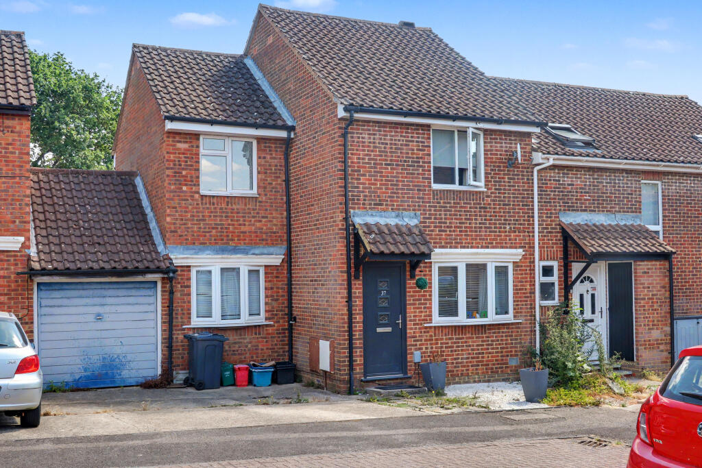Main image of property: Parishes Mead, Stevenage, Hertfordshire
