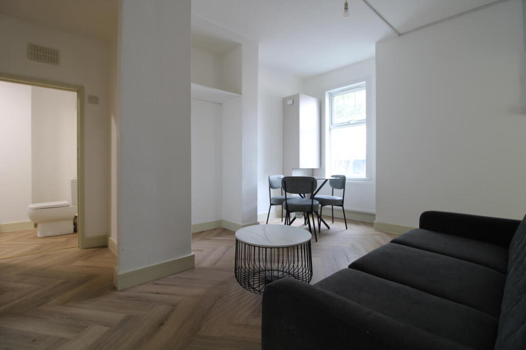 Main image of property: Penge Road, South Norwood, Croydon, London