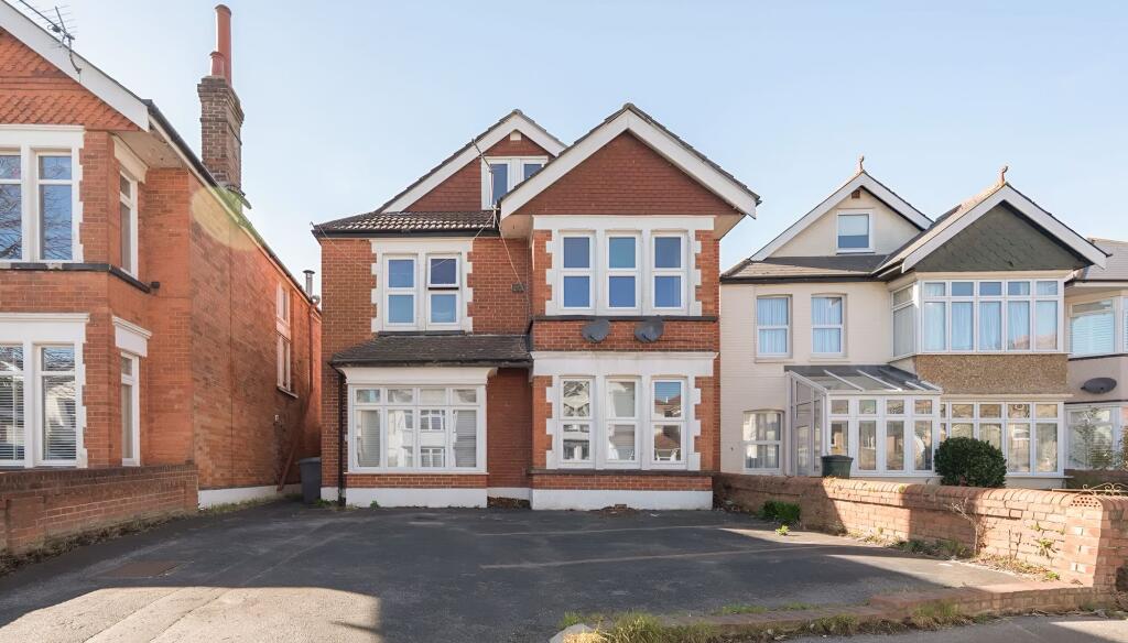 Main image of property: Chestnut Avenue, Southbourne, Bournemouth, BH6 3SP
