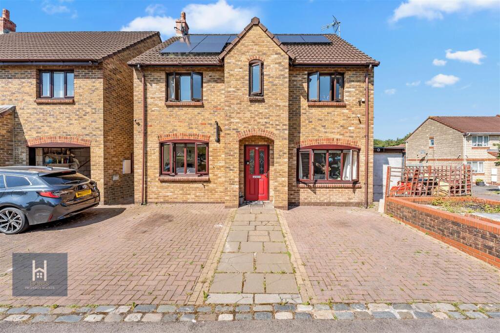 Main image of property: Lark Rise, Yate, Bristol