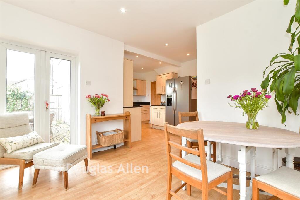Main image of property: Roding View, Buckhurst Hill, Essex