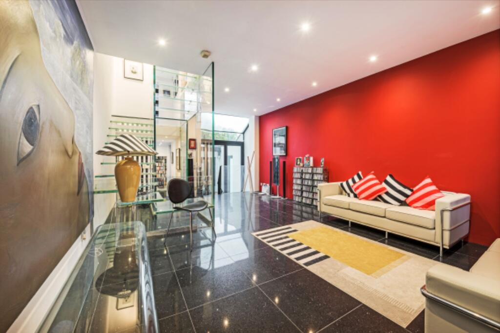 Main image of property: Eaton Terrace, London, SW1W