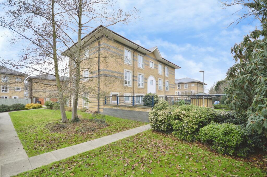 Main image of property: Longworth Avenue, Chesterton, CB4 1GU