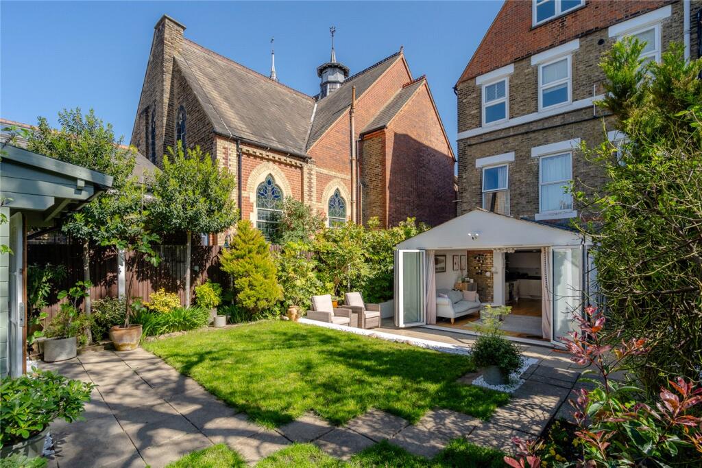 Main image of property: Lewin Road, London, SW16