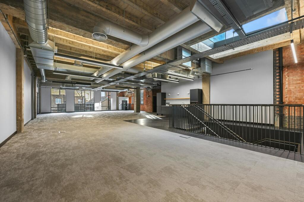 OL-BC-338GoswellRoad-17.JPG
