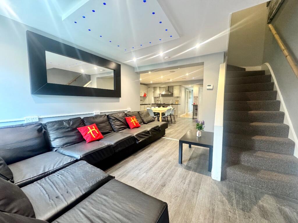 Main image of property: 7 Bed Student Home - 93 Tenterden Drive