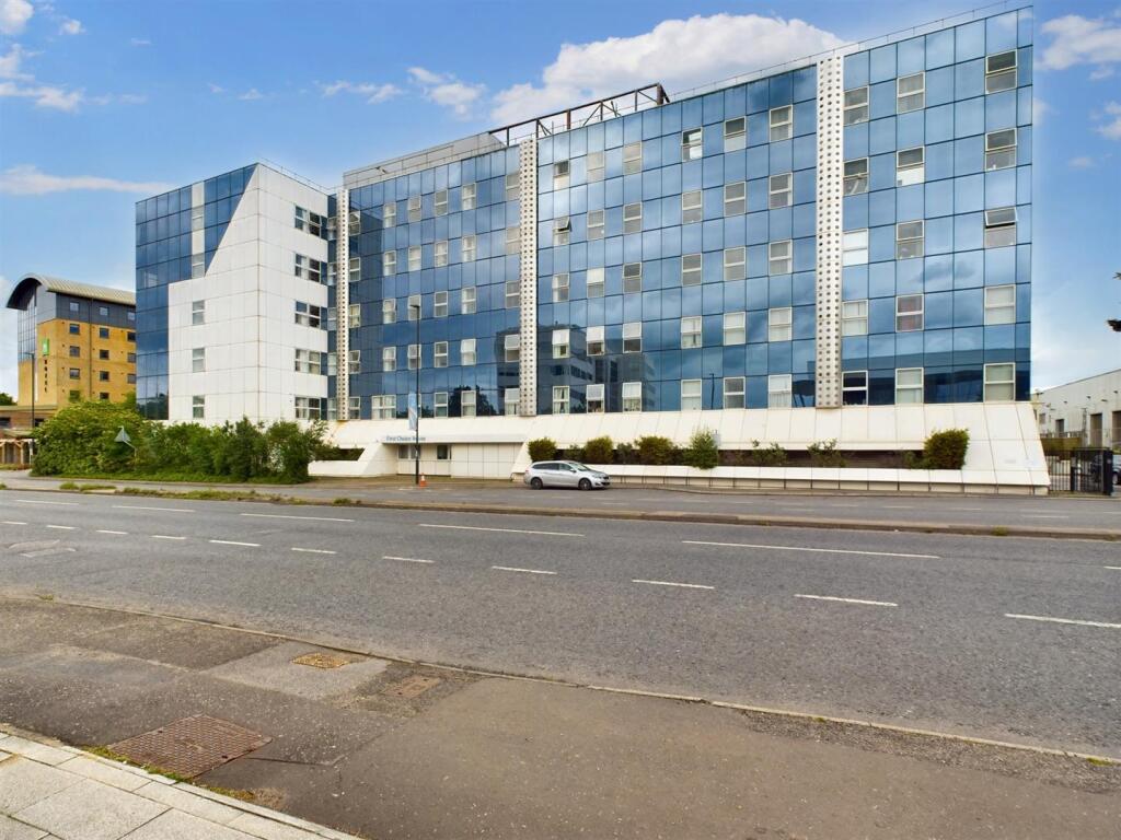 Main image of property: London Road, Lowfield Heath
