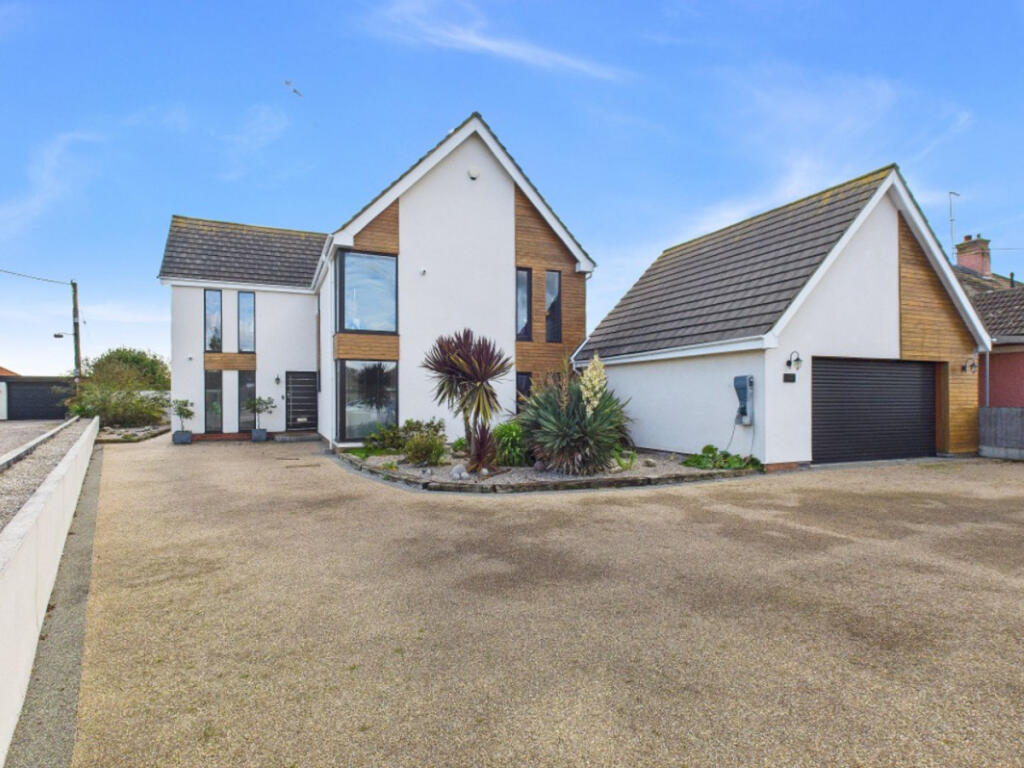 Main image of property: Links Road, Gorleston