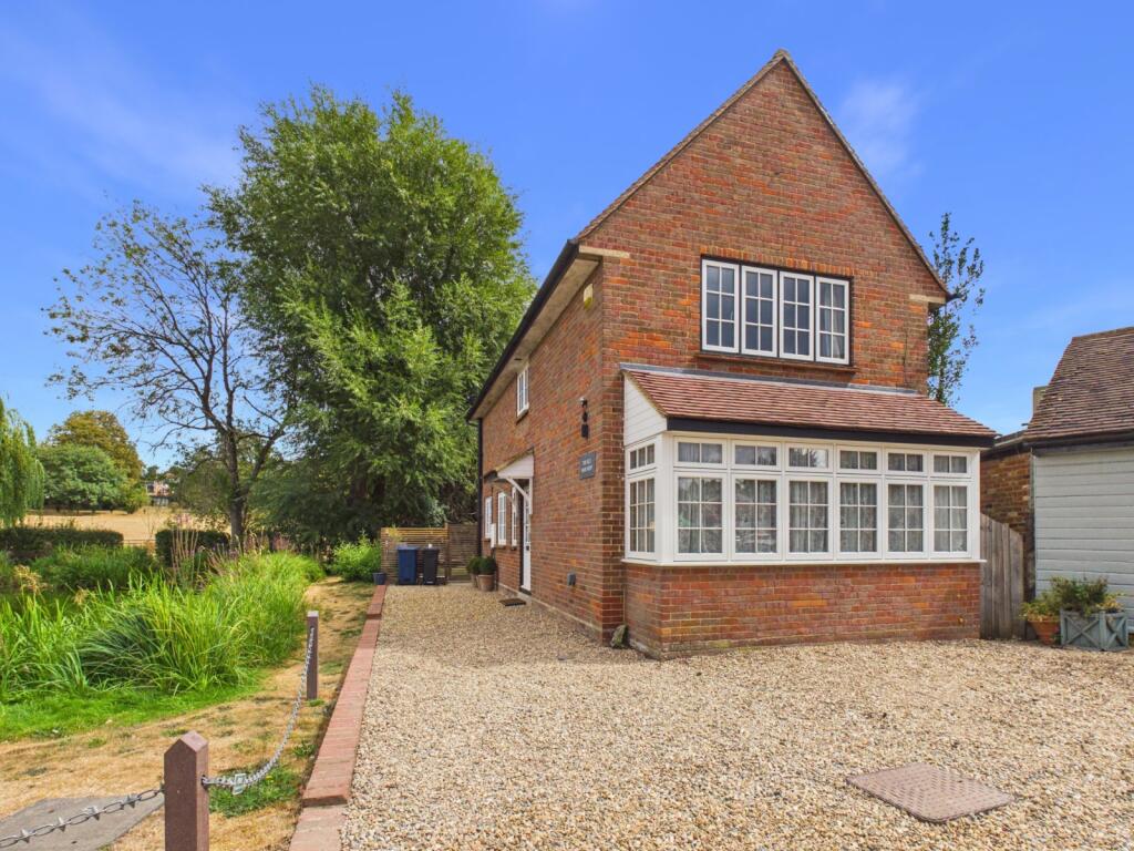 Main image of property: High Street, Chalfont St. Giles, Buckinghamshire, HP8