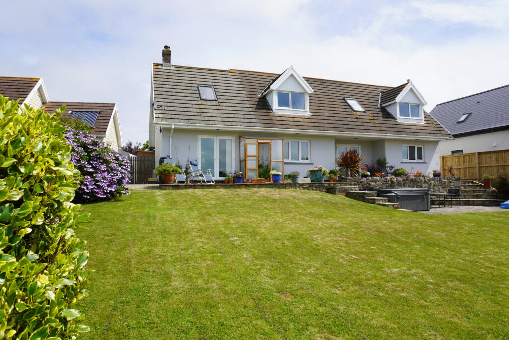 Main image of property: Penllanw Salthouse Point Crofty Swansea Sa4 3rp