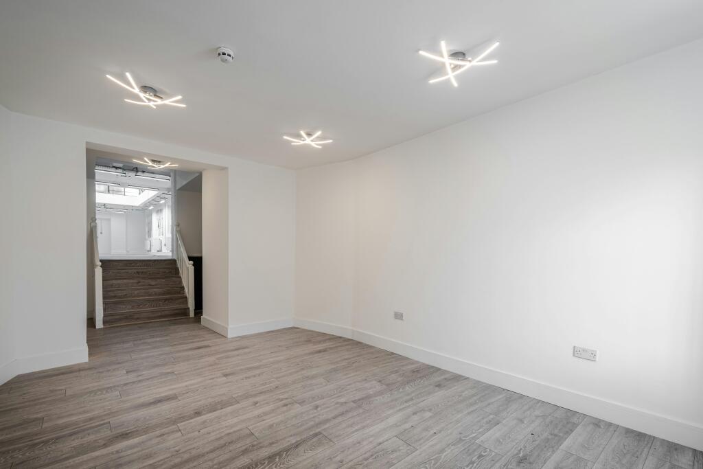 Hackney Rd 237 Low Res 16.jpg