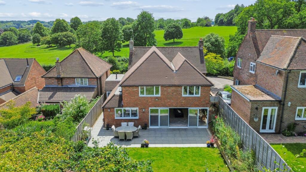 Main image of property: Chartridge Lane, Chesham, Buckinghamshire, HP5