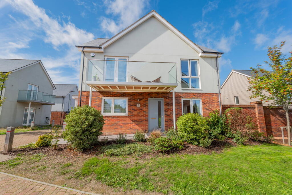 Main image of property: High Tree Lane, Tunbridge Wells, TN2 3FR