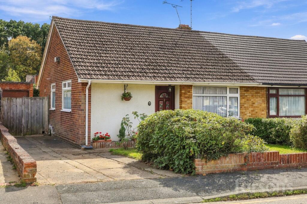 Main image of property: Woodland Close, Hutton, CM13