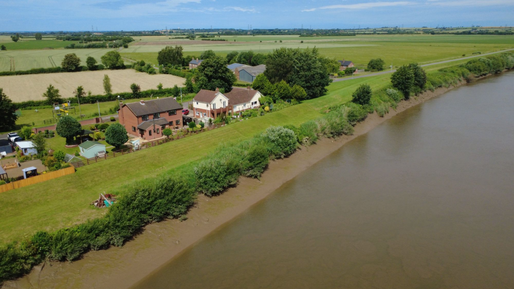 Main image of property: Gunthorpe, Doncaster, DN9