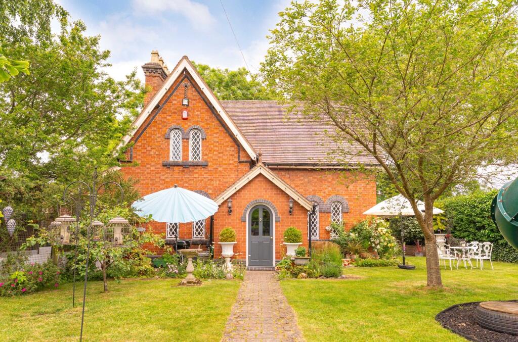 Main image of property: Langley Road, Claverdon, Warwick, Warwickshire, CV35