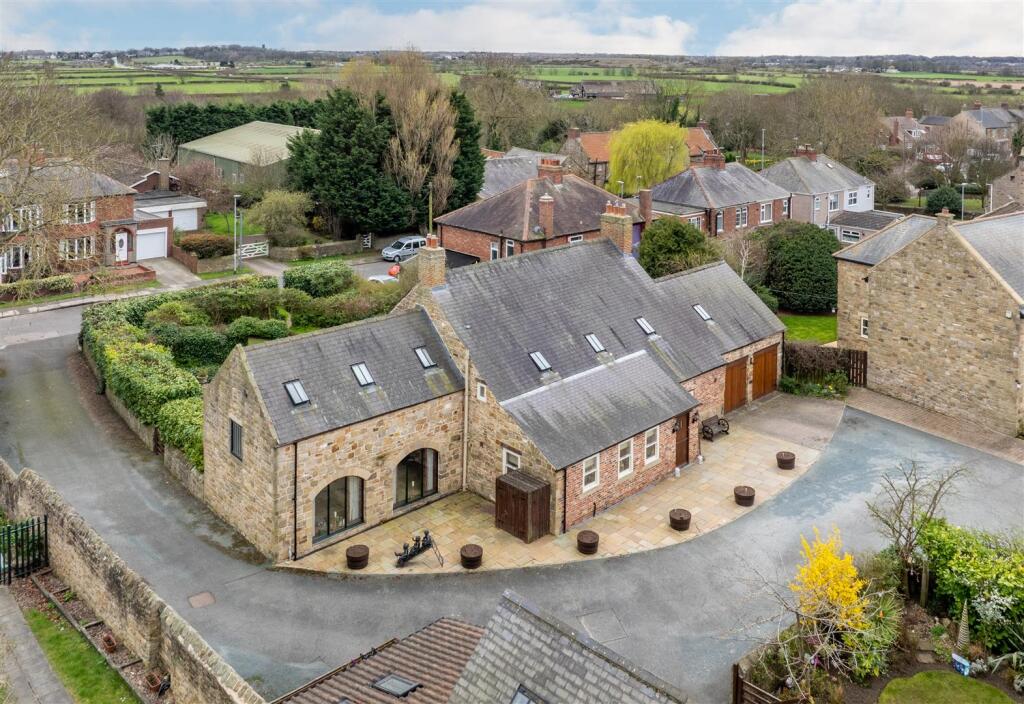 Main image of property: Holywell, Whitley Bay, NE25