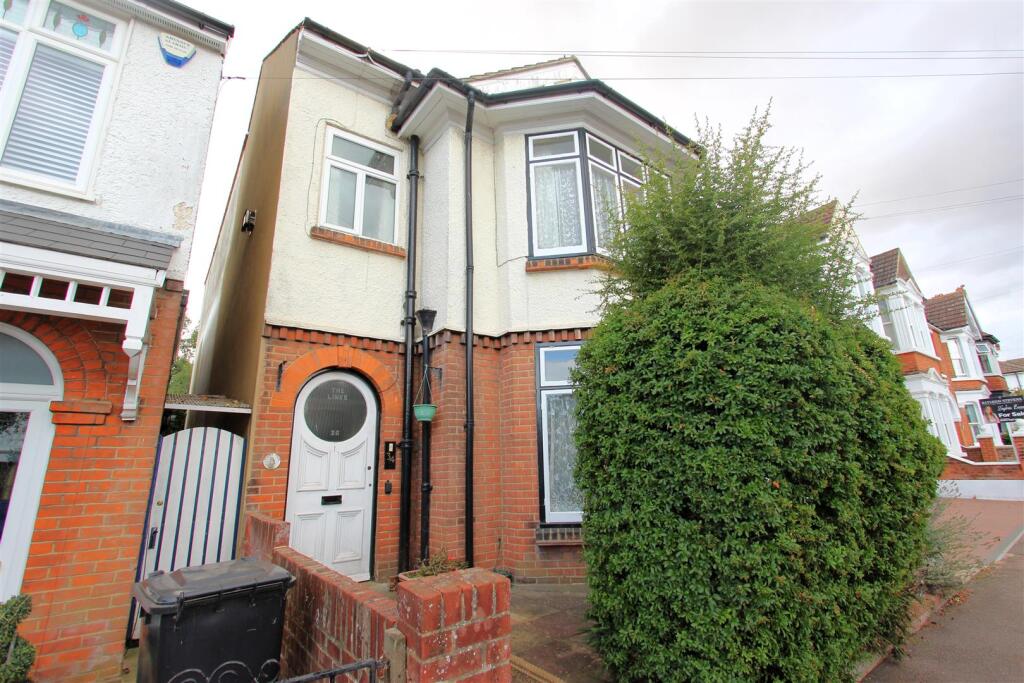 Main image of property: First Avenue, Gillingham