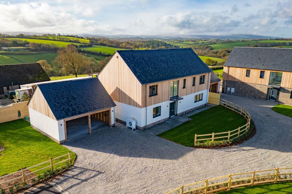 Main image of property: Hilltops, Cheriton Bishop, EX6