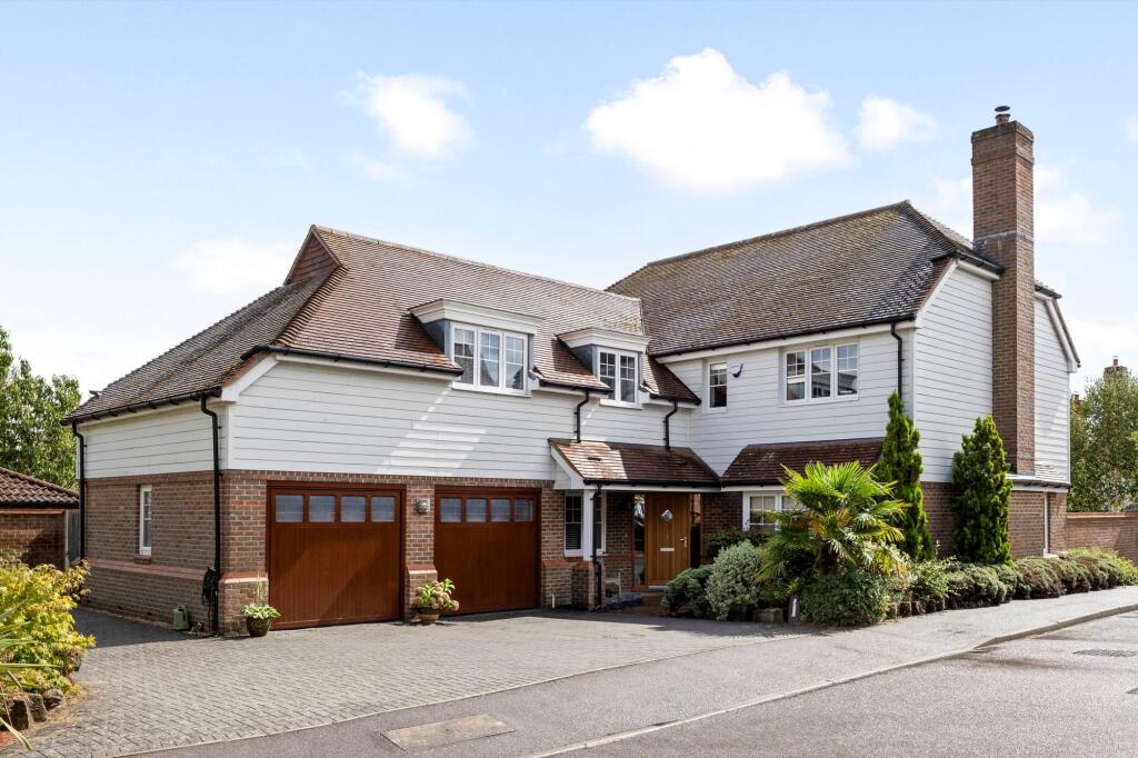 Main image of property: Firs Close, Horsham, RH12