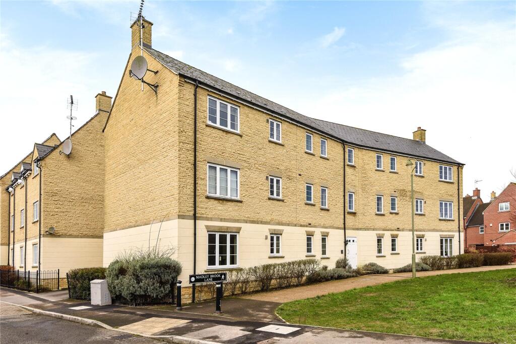 Main image of property: Madley Brook Lane, Witney, OX28