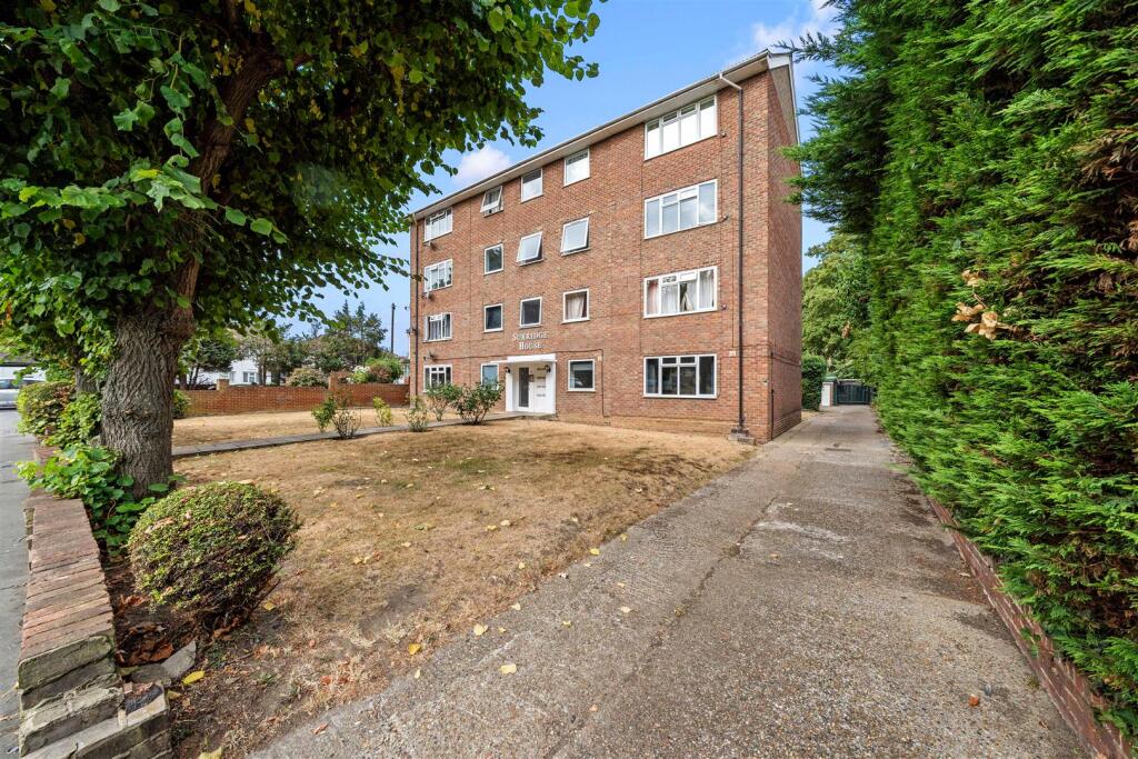 Main image of property: 75 Woodside Green, South Norwood