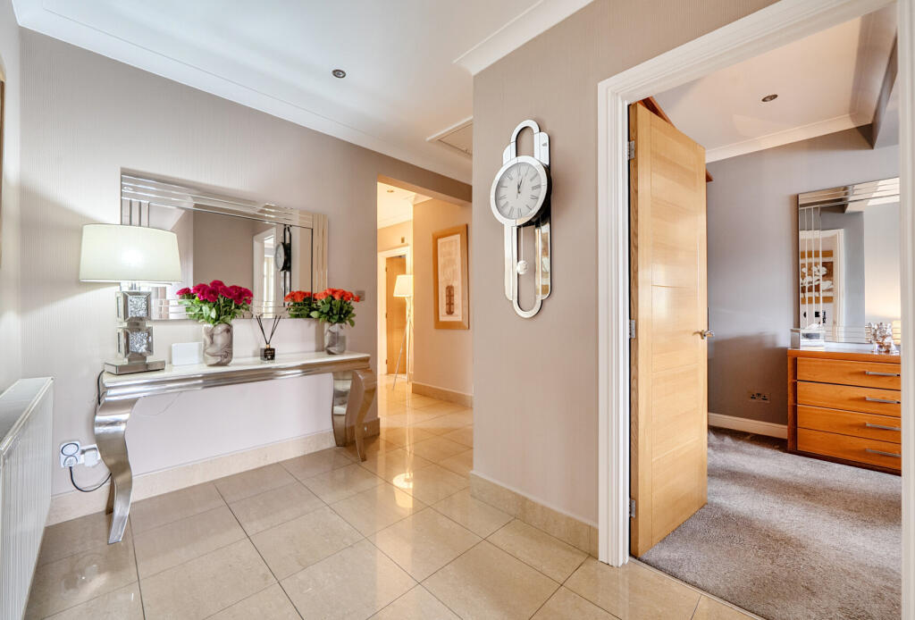 Main image of property: The Drive, Collier Row, RM5
