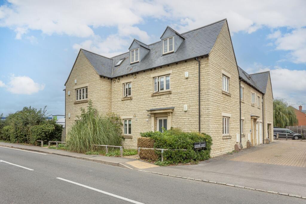 Main image of property: Shipton Road, Woodstock, OX20
