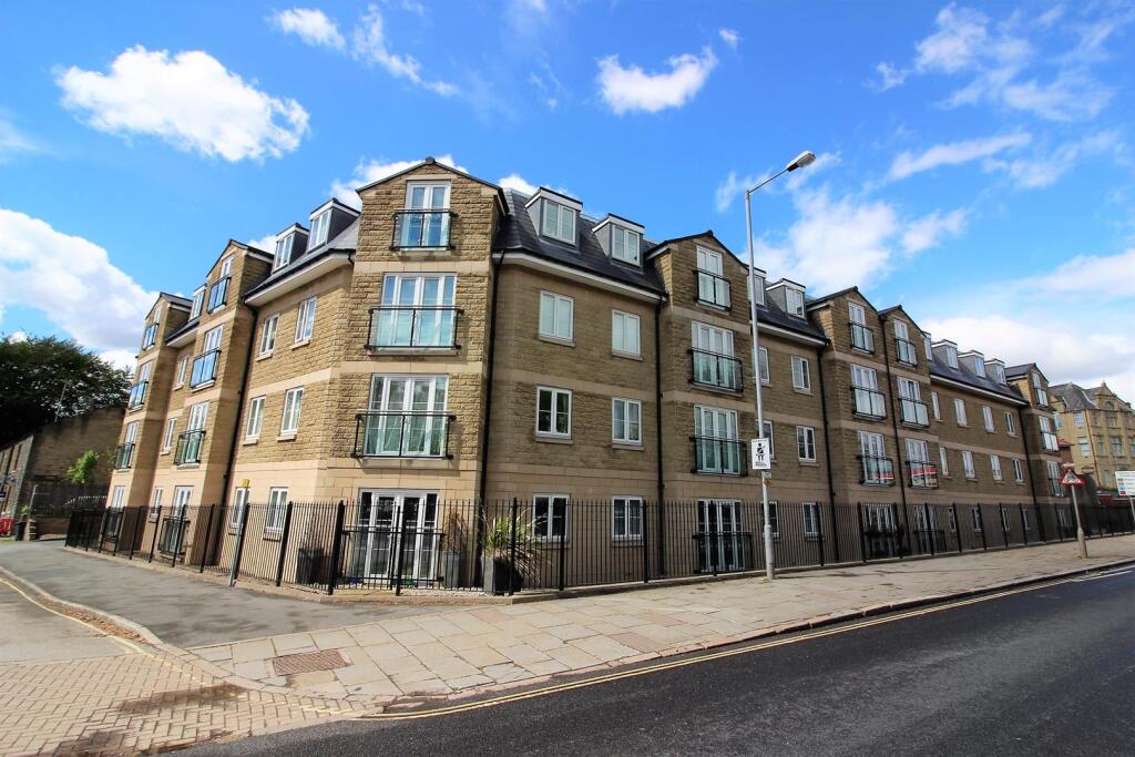 Main image of property: 11 The Hub Caygill Terrace, Halifax