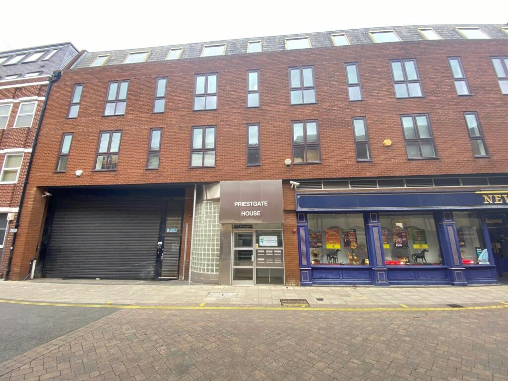 external Priestgate hse 2.jpg