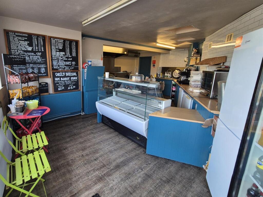 Main image of property: Cafe & Sandwich Bars, Whiston, South Yorkshire