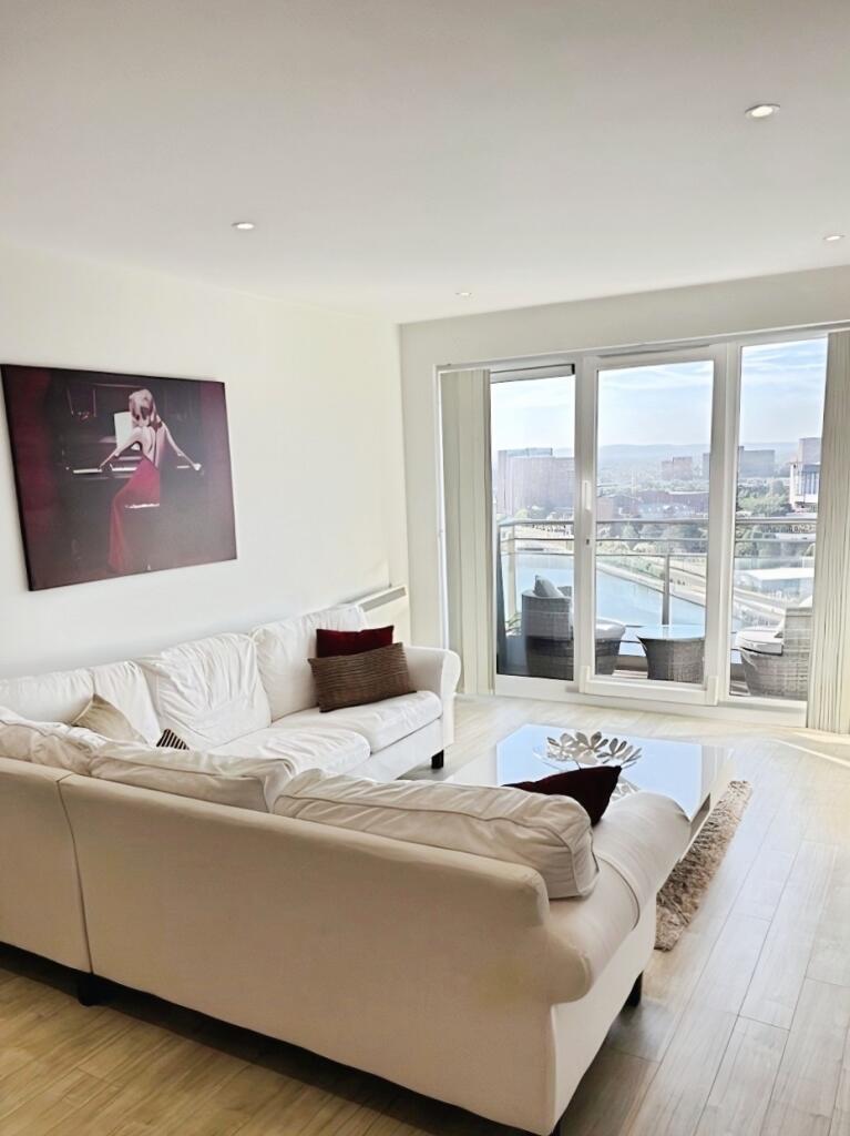 Main image of property: The Quays, Salford Quays, Salford, M50